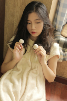 长腿美女